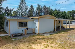 94662 Raccoon Ln, Gold Beach, OR 97444 - Photo 2