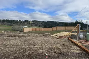 13233 NW Carson Rd, Portland, OR 97229 - Photo 16