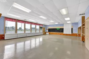 21211 Coburg Rd, Harrisburg, OR 97446 - Photo 14
