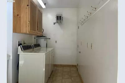 255 Outer Dr, Florence, OR 97439 - Photo 24