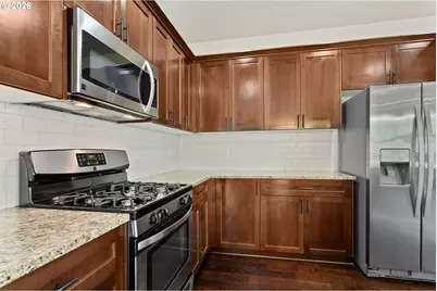 28635 Greenway Dr, Wilsonville, OR 97070 - Photo 14