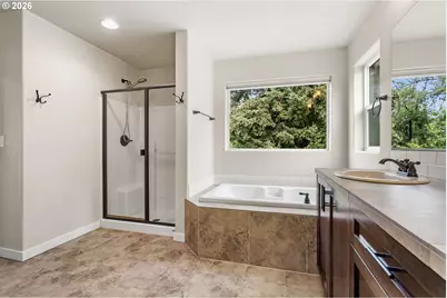 28635 Greenway Dr, Wilsonville, OR 97070 - Photo 26