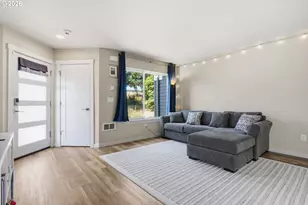 5930 SE 96th Ave, Portland, OR 97266 - Photo 8