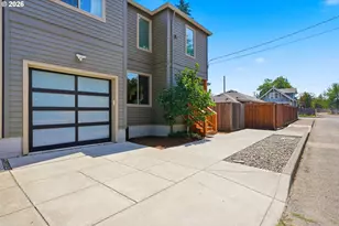 5930 SE 96th Ave, Portland, OR 97266 - Photo 2
