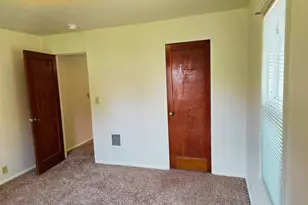 486 NW 2nd St, Dufur, OR 97021 - Photo 10