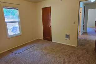 486 NW 2nd St, Dufur, OR 97021 - Photo 14