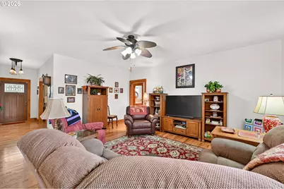 537 E Monroe St, Carlton, OR 97111 - Photo 12