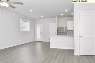 1211 Parkside Ave, Woodburn, OR 97071 - Photo 4