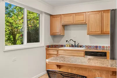 2187 W 15th Ct, Eugene, OR 97402 - Photo 14