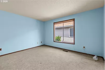 2204 NE 158th Ave, Portland, OR 97230 - Photo 32