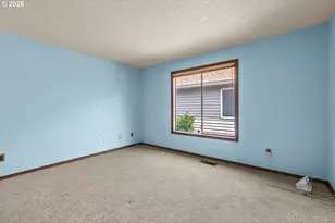2204 NE 158th Ave, Portland, OR 97230 - Photo 32