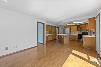 2204 NE 158th Ave, Portland, OR 97230 - Photo 24