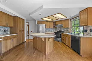 2204 NE 158th Ave, Portland, OR 97230 - Photo 20