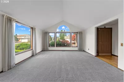 2204 NE 158th Ave, Portland, OR 97230 - Photo 8