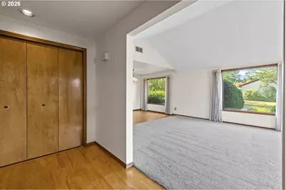 2204 NE 158th Ave, Portland, OR 97230 - Photo 6