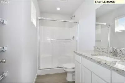 1215 Parkside Ave, Woodburn, OR 97071 - Photo 12