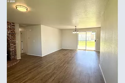 890 E Kennedy Ave, Hermiston, OR 97838 - Photo 6