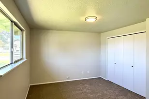 890 E Kennedy Ave, Hermiston, OR 97838 - Photo 22