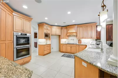 20 SW 111th Ter, Portland, OR 97229 - Photo 22