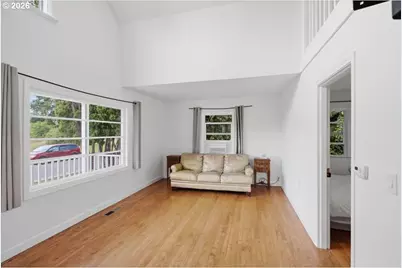1020 N 3rd St, Woodburn, OR 97071 - Photo 10