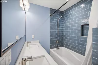 1020 N 3rd St, Woodburn, OR 97071 - Photo 30