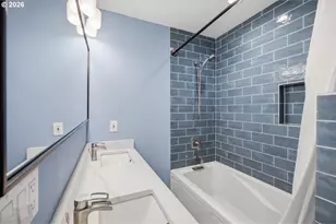 1020 N 3rd St, Woodburn, OR 97071 - Photo 30