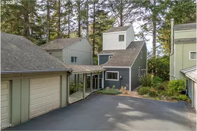 1268 SW Meadow Ln, Depoe Bay, OR 97341 - Photo 2