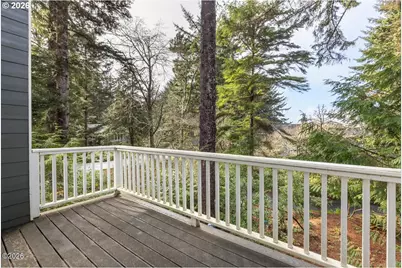 1268 SW Meadow Ln, Depoe Bay, OR 97341 - Photo 6