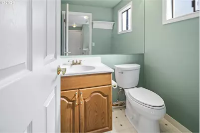 13150 SW Juanita Pl, Beaverton, OR 97008 - Photo 14