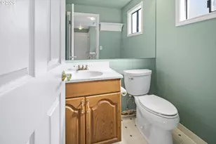13150 SW Juanita Pl, Beaverton, OR 97008 - Photo 14