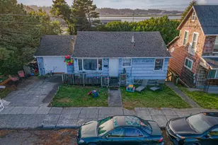 1860 Meade St, North Bend, OR 97459 - Photo 1