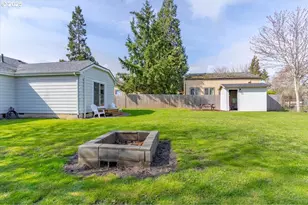 212 Picture St, Independence, OR 97351 - Photo 34