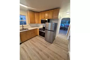 911 Jq Adams St, Oregon City, OR 97045 - Photo 4