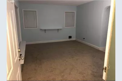 911 Jq Adams St, Oregon City, OR 97045 - Photo 18