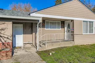 12025 SW 9th St, Beaverton, OR 97005 - Photo 6