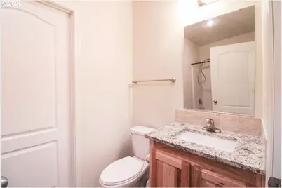 300 SW 7th Ave #102, Battle Ground, WA 98604 - Photo 16