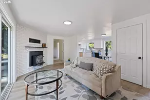 17912 NE Davis St, Portland, OR 97230 - Photo 4