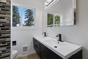 17912 NE Davis St, Portland, OR 97230 - Photo 22