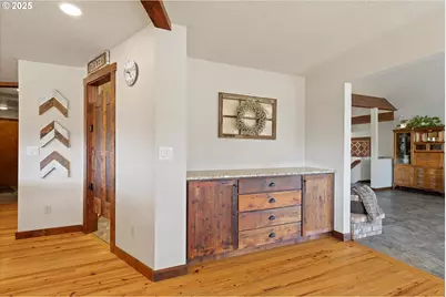 21560 Gooseneck Rd, Sheridan, OR 97378 - Photo 8