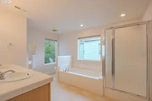 13720 SW Mapleview Ln, Tigard, OR 97224 - Photo 18