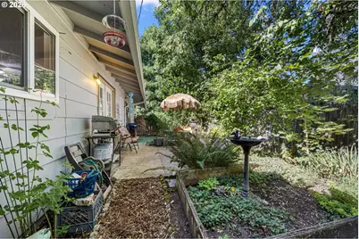 18 E 47th Ave, Eugene, OR 97405 - Photo 32