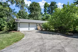 18 E 47th Ave, Eugene, OR 97405 - Photo 2