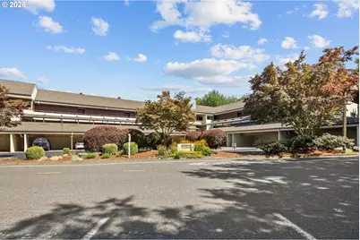 5250 S Landing Dr #105B1, Portland, OR 97239 - Photo 1