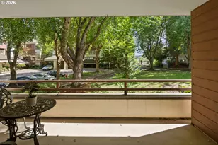 5250 S Landing Dr, Portland, OR 97239 - Photo 12