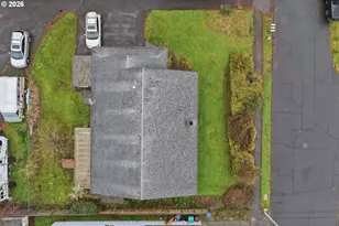 18501 SE Lincoln St, Portland, OR 97233 - Photo 30