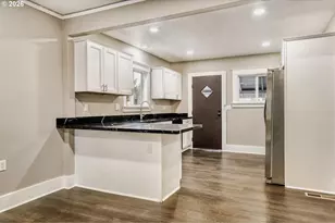 5715 N Houghton St, Portland, OR 97203 - Photo 8