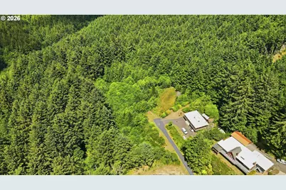 481 Appian Way, Winchester Bay, OR 97467 - Photo 14