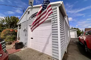 2188 Lombard St, North Bend, OR 97459 - Photo 8