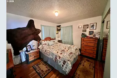 2188 Lombard St, North Bend, OR 97459 - Photo 18