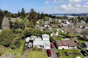 2188 Lombard St, North Bend, OR 97459 - Photo 24